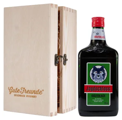 Produktbild von Jagdschloss Kräuterlikör mit Geschenk-Holzkiste