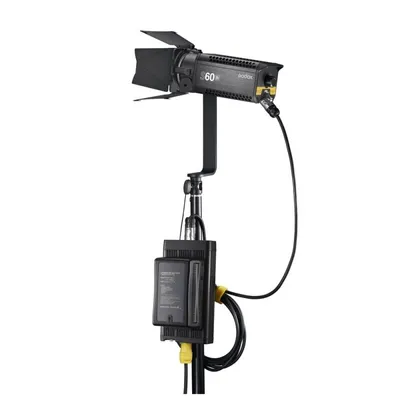 Produktbild von Godox S60Bi Set aus 3 Bi-Color Lampen + Zubehör S60Bi-D