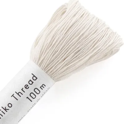 Productafbeelding van Olympus Sashiko garen, katoen, bol, ongeveer 100 meter, kleur 131, sojabonenkleurig, geproduceerd in Japan