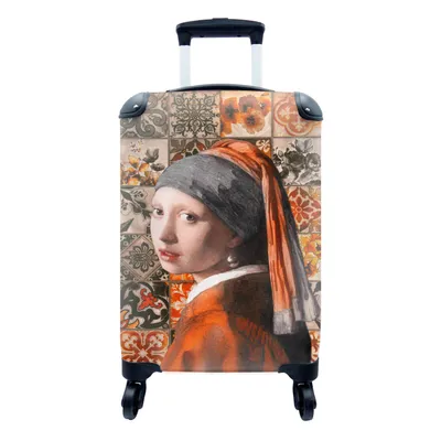 Produktbild von MuchoWow® Koffer Handgepäck Trolley Rollkoffer Kleine Reisekoffer mit 4 Rollen - Mädchen mit Perlenohrring - Johannes Vermeer - Ölgemälde - Cabin Size < 55x40x23 cm & 55x40x20 cm - Fotokoffer - Kabinenkoffer - Boardgepäck - Reise-Box - Reisekoffer - Reisegepäck - Koffer mit Bild - Trolley für Kinder