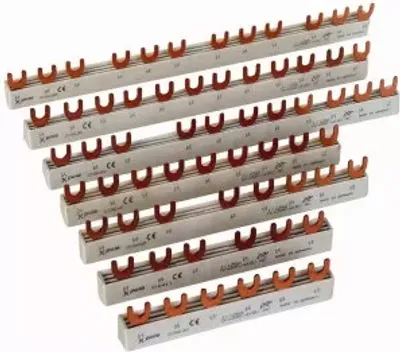 Produktbild von Eaton Phasenschiene, 4Ph, 10qmm, Gabel, 20TE 132910