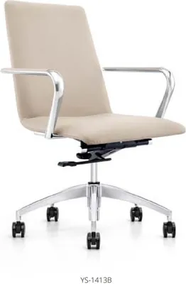 Productafbeelding van Kunstleren fauteuil in zwart – Elegant en modern zitcomfort