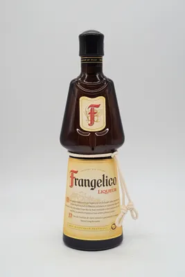 Obrázek produktu pro Frangelico likér destilovaný lískooříškový likér se šňůrou 700ml