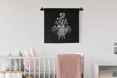 Produktbild von MuchoWow® Wandteppich Wandbehang Elefant - Blumen - Schwarz - Weiß 60x60 cm Tapisserie Dekoration Wandtuch - Dekorationen - Wand Decke