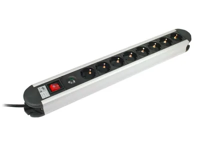 Image de Goobay 93002 Multiprise avec protection contre les surtensions 1,4 m, 1.4 m, argent-noir - 8x prise de terre femelle, avec indicateur de protection contre les surtensions