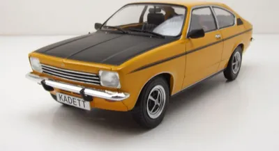Produktbild von MCG 18191 Opel Kadett C Coupe SR 1975 orange schwarz 1:18