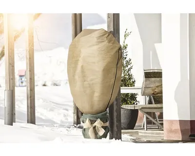 Produktbild von Windhager Wintervlieshaube Protect Grösse XXL 1.4x2 m beige