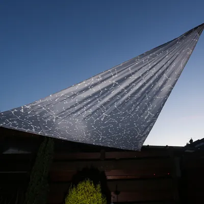 Sonnensegel STERNBILD - Leuchtsterne im Dunkeln - 3m x 3m x 3m - UV 30 - Dreieck - grau