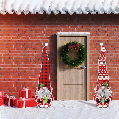 Produktbild von Famanu Weihnachtsdekoration 2er Set Außen Gartenplatten 110cm Grosse Weihnachtsgnome Metallstäbe