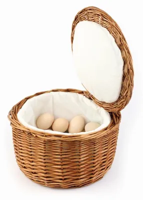 Imagen del producto de Cesta para huevos APS, diámetro 26 cm, altura 17 cm. Fabricada en mimbre resistente, ideal para unos 20 huevos. Código: 30299