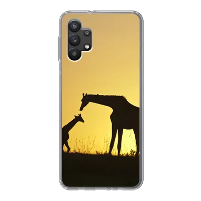 Produktbild von MuchoWow® Handyhülle Schutzhülle Hülle für Samsung Galaxy A32 5G Giraffe - Scherenschnitt - Kalb Silikon Softcase Handy Hülle - Softcase