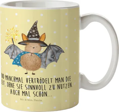 Produktbild von Mr. & Mrs. Panda Campingbecher Fledermaus Zauberer - Gelb Pastell - Geschenk, Frauen, Haferl, Fledermäuse, Trinklernbecher, Kunststoffbecher, Reinsteigern, Magier, Pott