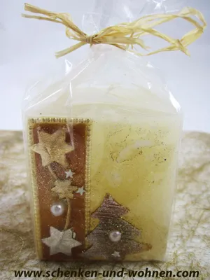 Produktbild von Kerze Creme-Gold mit Nachbildung ca. 7 x 6 x 6 cm (H/B/T)