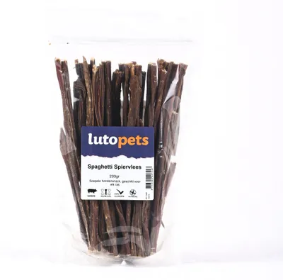 Zdjęcie produktu dla Lutopets Spaghetti z mięsem wołowym – 200 g – przekąska dla psów