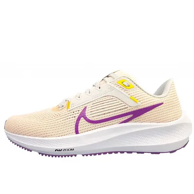Produktbild von Nike Air Zoom Pegasus Damen Laufschuh in Mehrfarbig, Größe 7
