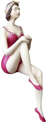 Produktbild von Pin-up Dekofigur 'Badefrau' als Kantenhocker, handbemalt, Polyresin, H 31 cm