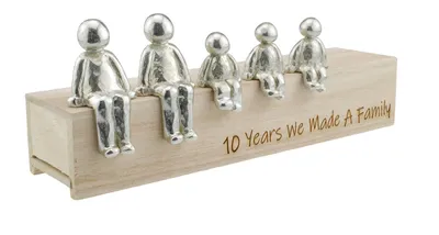 Zinnfiguren-Set 10. Jubiläum, 3 Kinder, 5,8 cm, 3,7 cm, Holzbox