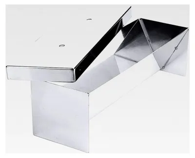 Produktbild von Dreieckige Pastetenform aus Edelstahl, 26 x 8 x 7,5 cm, mit Deckel