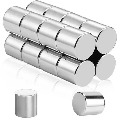 Produktbild von Starke Neodym-Magneten 10x10mm, 16 Stück, weiß, für Haushalt, Büro, Schule