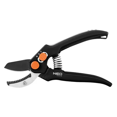 Produktbild von NEO TOOLS Ambosszange 185 mm, Reichweite bis 15 mm, verstellbarer Abstand, Klingen mit Antihaftbeschichtung, ergonomischer Griff mit Weichkomponenten, für hartes und trockenes Holz
