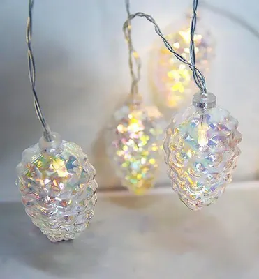 Productafbeelding van MagicHome kerstverlichting, kerstboommodel, 10 LED's, warm wit licht, met dennenappels, 2xAA batterijen, eenvoudig ontwerp, verlicht, lengte 1,35 meter