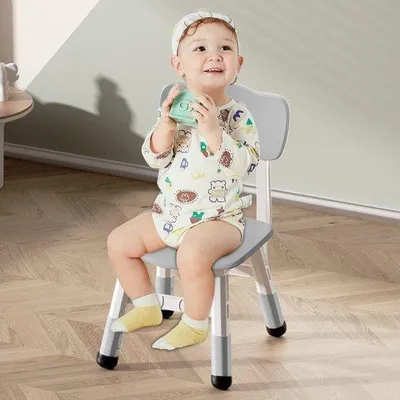 Produktbild von Famanu Kinderstuhl höhenverstellbar - für Kinder von 2 bis 10 Jahren, max. Tragkraft 100 kg