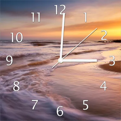 Produktbild von Wallario Design Wanduhr Sonnenuntergang am Strand - Abendspaziergang aus Echtglas, Größe 30 x 30 cm