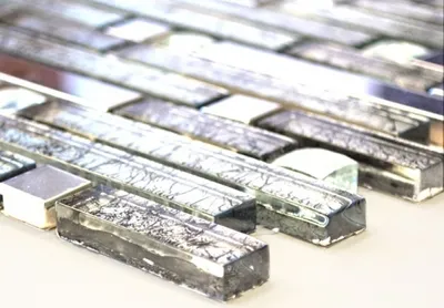 Produktbild von Handmuster Mosaikfliese Transluzent Edelstahl silber Verbund Glasmosaik Crystal Stahl Silber Glas MOS86-0106_m