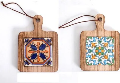 Productafbeelding van Houten vierkante onderzetters van 14 cm - hittebestendige pannenmatten voor keuken, tafel en werkbladbescherming - set van 2