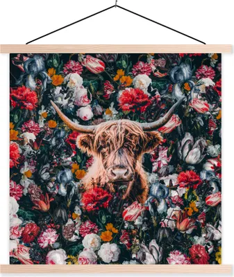 Produktbild von MuchoWow® Textilposter Schottisches Hochlandrind - Blumen - Tiere - Hoorn 120x120 cm mit holzfarbenen Rahmen - Textil-Poster