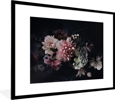 Produktbild von MuchoWow® Gerahmtes Poster Blumen - Vintage - Pastell - Rosa - Weiß 80x60 cm - Poster mit Schwarzem Bilderrahmen Wandposter Rahmen Foto Bilder - Schlafzimmer-Dekorationen - Fotoposter