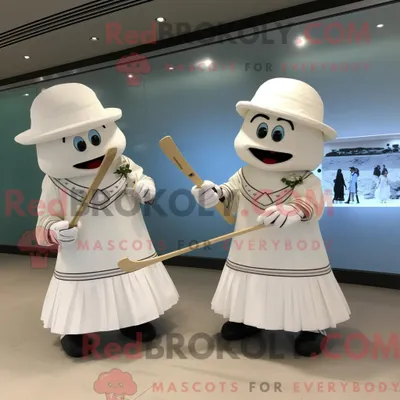 Productafbeelding van Crème REDBROKOLY ijshockeystick-mascottekostuum gekleed met een trouwjurk en hoeden