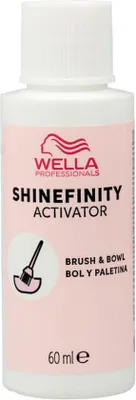 Produktbild von Aktivierende Flüssigkeit Wella Shinefinity (60 ml)