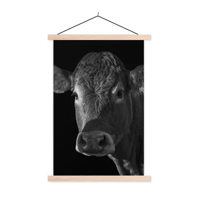 Produktbild von MuchoWow® Textilposter Kuh - Tiere - Schwarz - Weiß - Porträt 60x90 cm mit holzfarbenen Rahmen - Textil