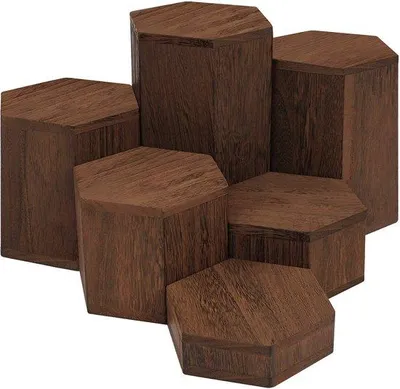 Image de Ensemble de 6 socles en bois hexagonaux Unyqoos® – Supports d'exposition décoratifs, bois foncé, hauteurs : 15/12,5/10/7,5/5/2,5 cm, surface de pose : 8,5 x 9,8 cm