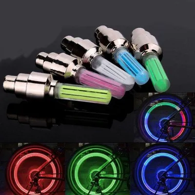 Produktbild von LED Blinkende Bandenventiler mit 4 roten, 4 gelben, 4 blauen und 4 grünen LED-Lichtern, für Auto, Fahrrad und Motorrad