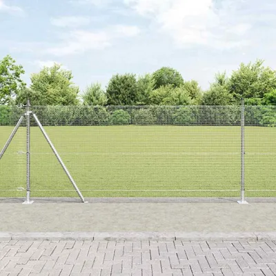 Produktbild von Maison Exclusive - Geschweißter Drahtzaun mit Betonfundament 10 x 0,8 m Silber