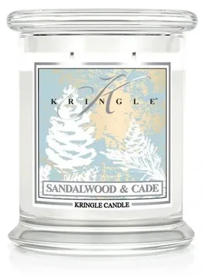 Productafbeelding van Kringle Candle Sandelhout & Cederhout geurkaars, medium, met 2 lonten (411g)