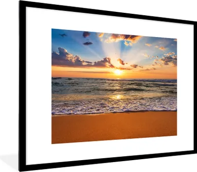 Produktbild von MuchoWow® Gerahmtes Poster Strand - Sonnenuntergang - Meer - Wolken - Horizont 80x60 cm - Poster mit Schwarzem Bilderrahmen Wandposter Rahmen Foto Bilder - Schlafzimmer-Dekorationen - Fotoposter