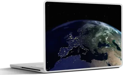 Produktbild von MuchoWow® Laptop Aufkleber Sticker Cover Satellitenbild von Europa bei Nacht 25x18 cm - Laptop-Deko