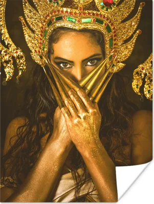 Produktbild von MuchoWow® Poster Frau - Gold - Krone 90x120 cm - Wohnzimmer