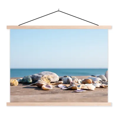 Produktbild von MuchoWow® Textilposter Muscheln - Strand - Meer - Sommer - Sonne 60x45 cm mit holzfarbenen Rahmen - Bild
