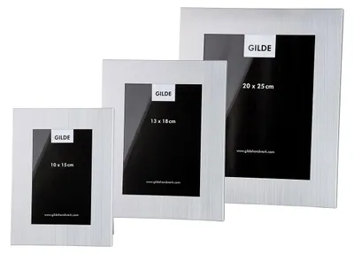 Produktbild von Gilde Fotorahmen, rechteckig, "Modern", Aluminium, silberfarben, VE 3, L. 1 cm, B. 19 cm, H. 24 cm 65545 4063387655450