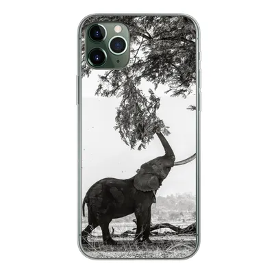 Produktbild von MuchoWow® Handyhülle Schutzhülle Hülle für iPhone 11 Pro Max Elefant - Baum - Tiere - Schwarz und weiß Silikon Softcase Handy Hülle - Schutz