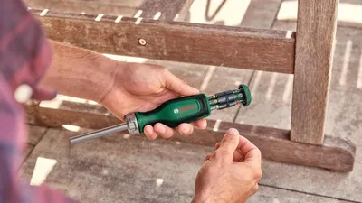 Produktbild von Handwerkzeuge Bit-Ratschenschraubendreher + 12 Bits