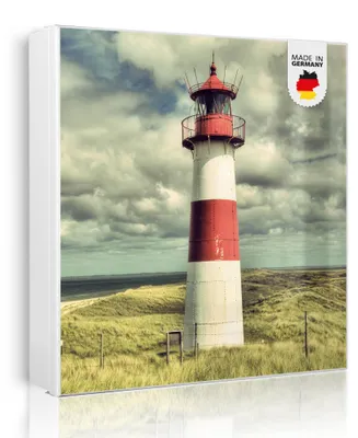 Produktbild von banjado Schlüsselkasten aus Metall, 30x30cm groß mit 32 Haken, als Magnettafel nutzbar, Korpus weiß, Anschlag links, Leuchtturm Sylt [SKGW2 12680]