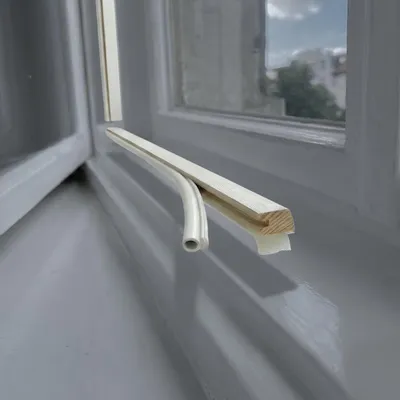Produktbild von Dichtleisten für Holzfenster & Türen - Altbau, KI-generiertes Bild