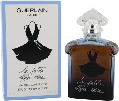 Guerlain La Petite Robe Noire Eau de Parfum Intense 100 ml, eleganter Flakon mit schwarzem Kleidmotiv neben hellblauer Originalverpackung.