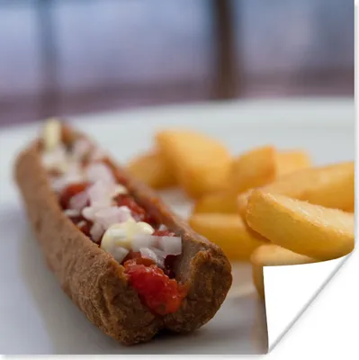Produktbild von MuchoWow® Poster Leckeres Frikandel-Spezial mit Pommes frites 100x100 cm - Babyzimmer