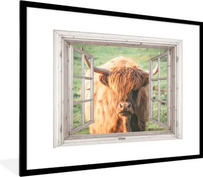 Produktbild von MuchoWow® Gerahmtes Poster Schottischer Highlander - Kuh - Ansicht 80x60 cm - Poster mit Schwarzem Bilderrahmen Wandposter Rahmen Foto Bilder - Schlafzimmer-Dekorationen - Fotoposter